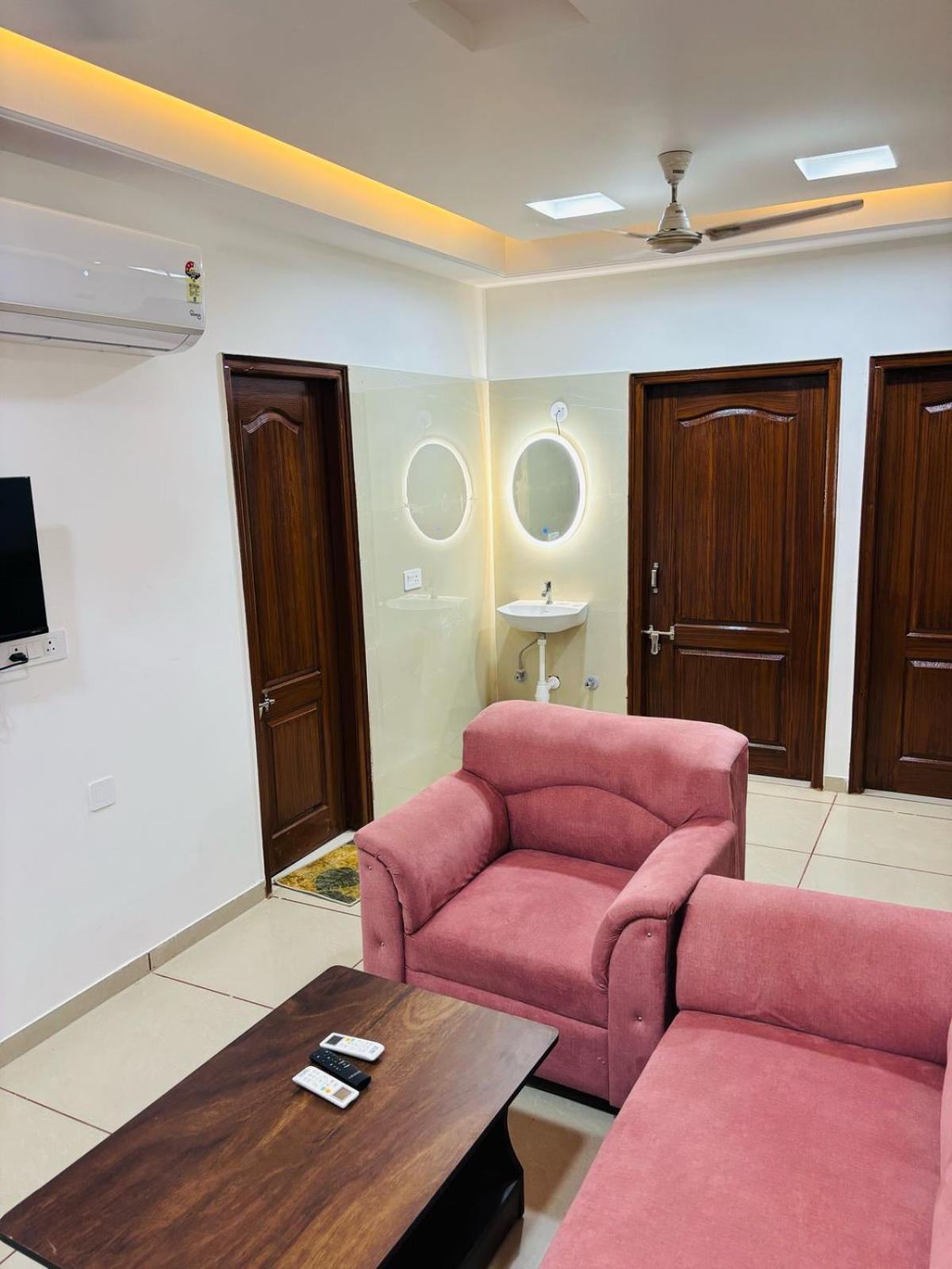 The Rainbow Retreat By Divine Hospitality Hotel Jaipur Exterior photo